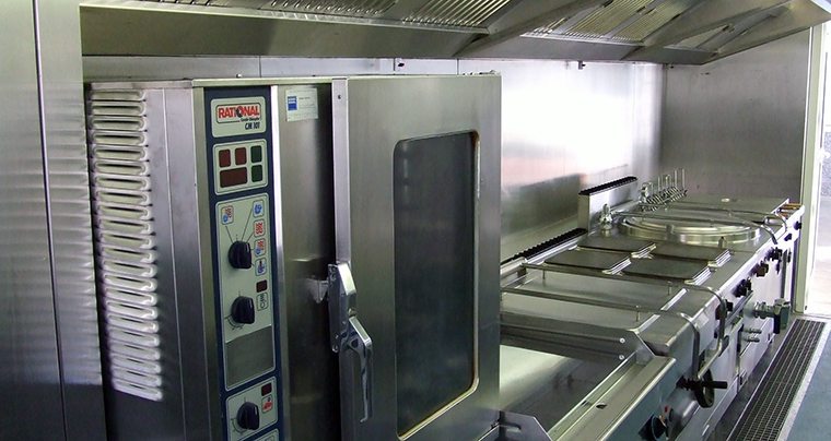 Bei-Events-mobile-Kueche-mieten
